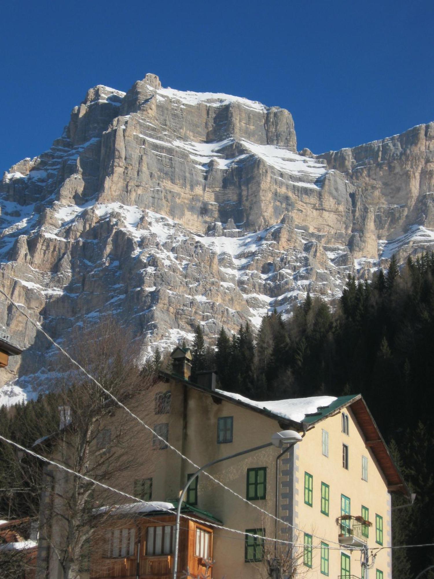 Hotel Corona